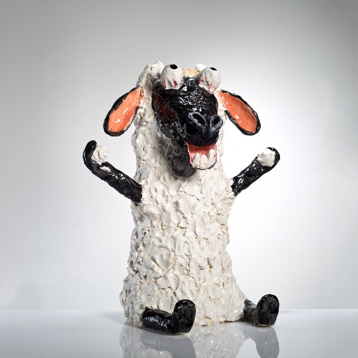 Charlotte Le Brocque, Do you really want to herd me, 2016, raku clay with glaze, 52 x 42 x 30 cm.