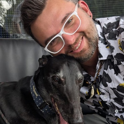 Paws and Reflect with Elliott Fox