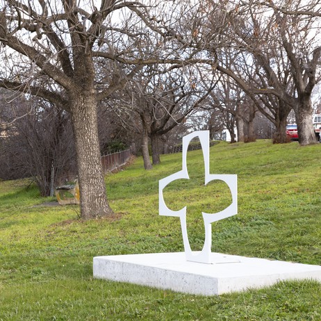 Christopher Hodges, Crossroads, 2013, Mid steel, painted. Donated through the Australian Governments Cultural Gifts Program